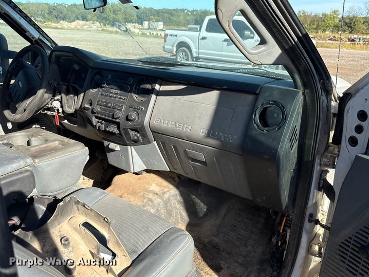 image for item EU5185 2015 Ford F350 Super Duty XL pickup truck cab and chassis