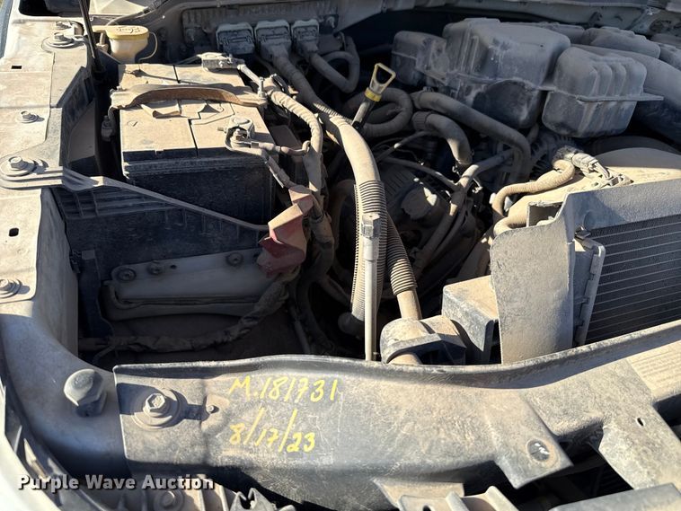 image for item EU5185 2015 Ford F350 Super Duty XL pickup truck cab and chassis