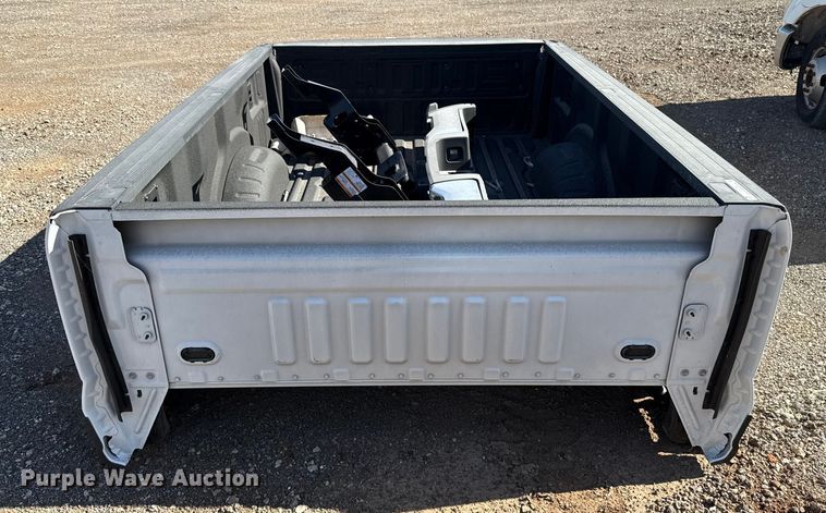 image for item EU5186 Ford pickup truck bed