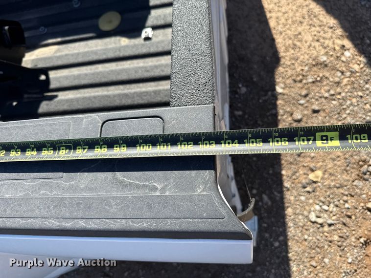 image for item EU5186 Ford pickup truck bed