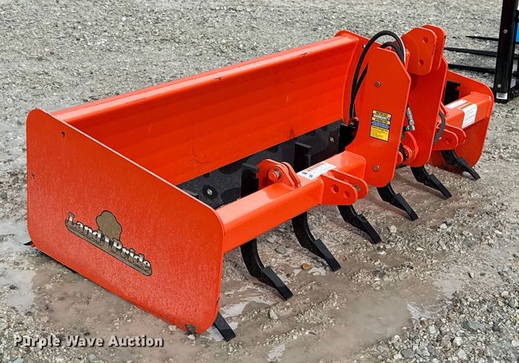 image for item EU5202 Land Pride HR2572 box blade