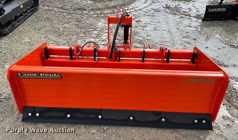 image for item EU5202 Land Pride HR2572 box blade