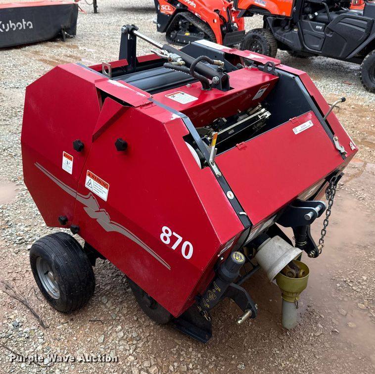 image for item EU5204 Tar River 870 mini round baler