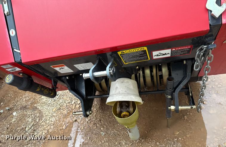 image for item EU5204 Tar River 870 mini round baler