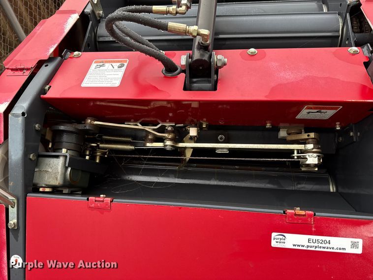 image for item EU5204 Tar River 870 mini round baler