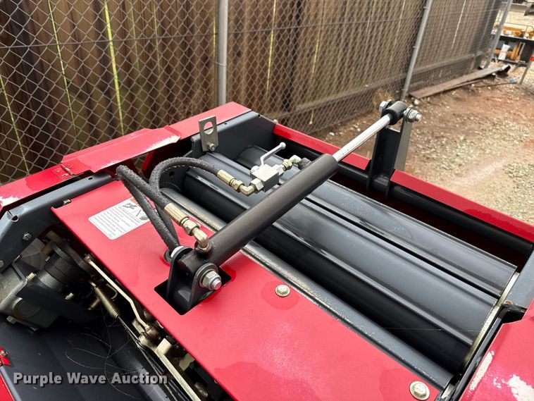 image for item EU5204 Tar River 870 mini round baler