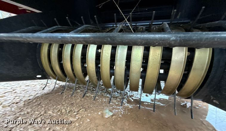 image for item EU5204 Tar River 870 mini round baler