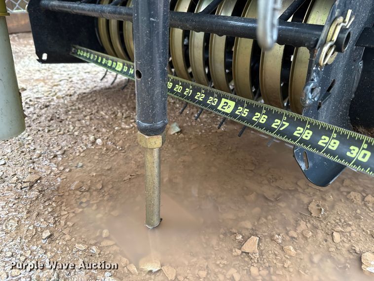 image for item EU5204 Tar River 870 mini round baler