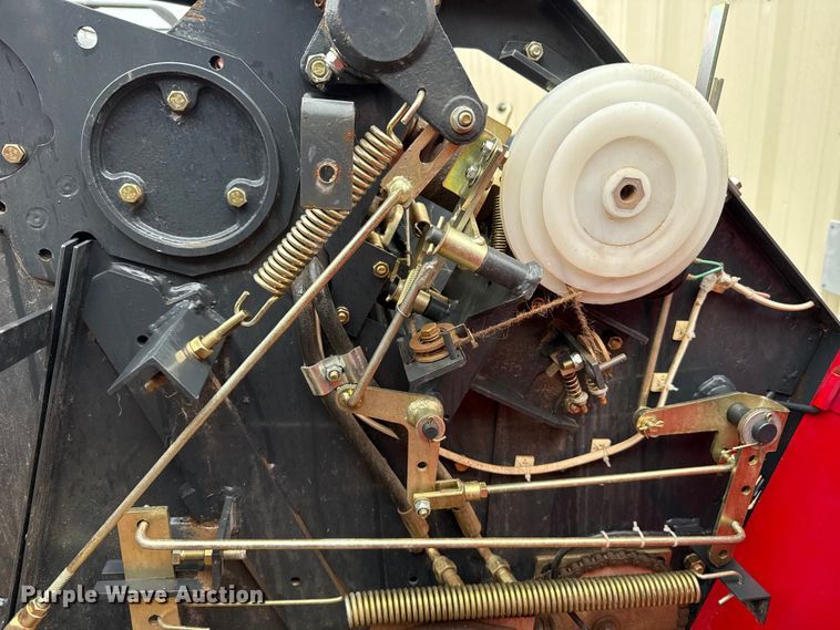 image for item EU5204 Tar River 870 mini round baler