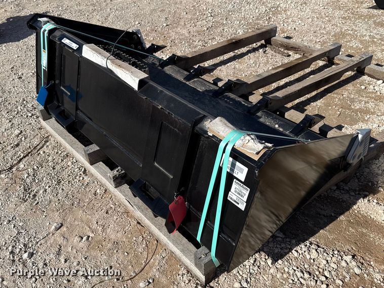 image for item EU5261 Land Pride AP-HD68LLT skid steer bucket