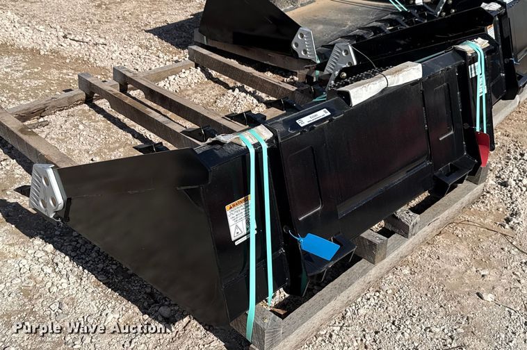 image for item EU5261 Land Pride AP-HD68LLT skid steer bucket