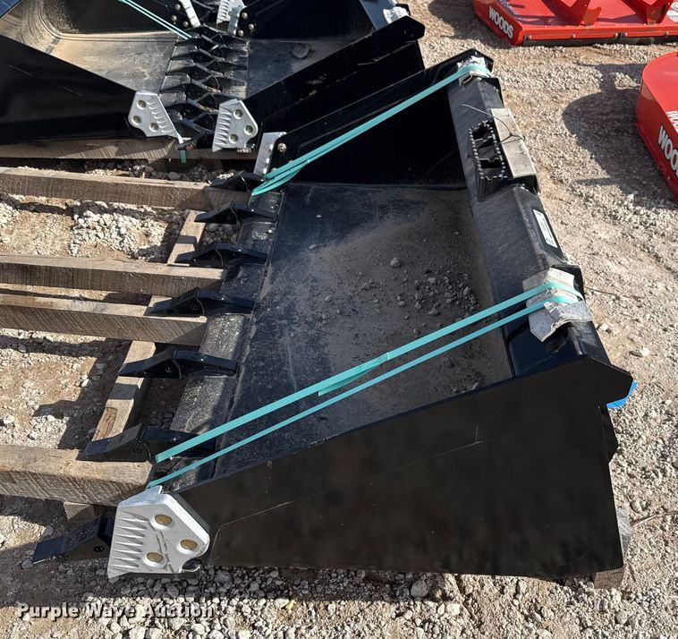 image for item EU5261 Land Pride AP-HD68LLT skid steer bucket