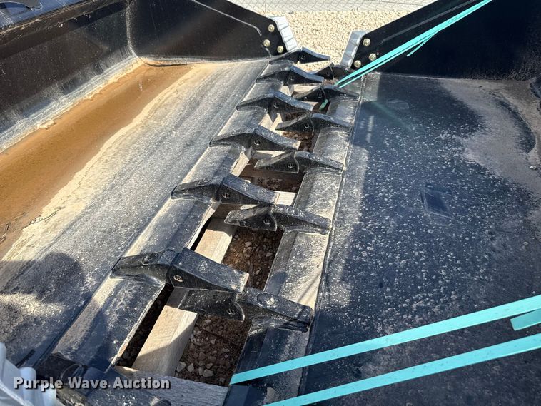 image for item EU5263 Land Pride AP-HD68LLT skid steer bucket