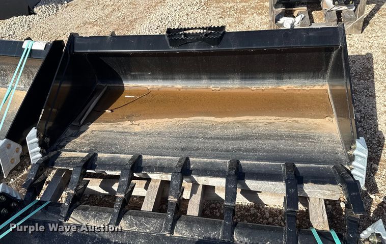 image for item EU5264 Land Pride AP-HD68LLT skid steer bucket