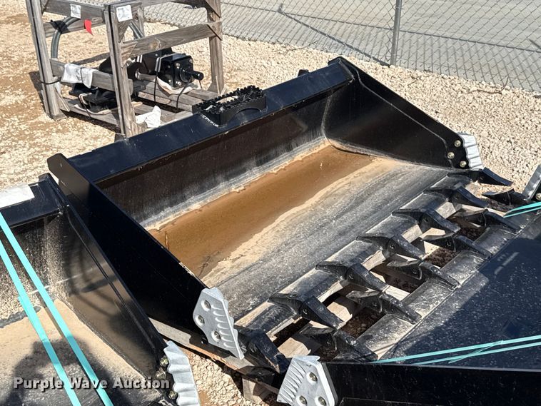 image for item EU5264 Land Pride AP-HD68LLT skid steer bucket