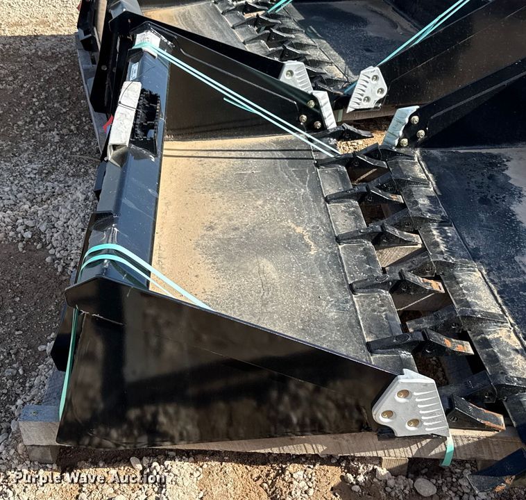 image for item EU5265 Land Pride AP-HD68LLT skid steer bucket