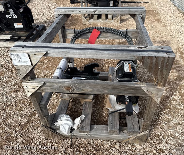 image for item EU5266 Kubota mini excavator auger 