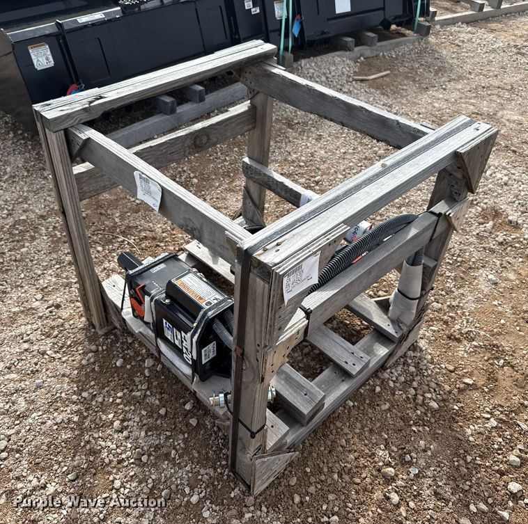 image for item EU5266 Kubota mini excavator auger 