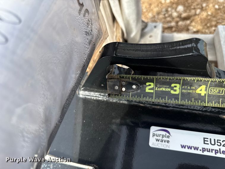 image for item EU5266 Kubota mini excavator auger 