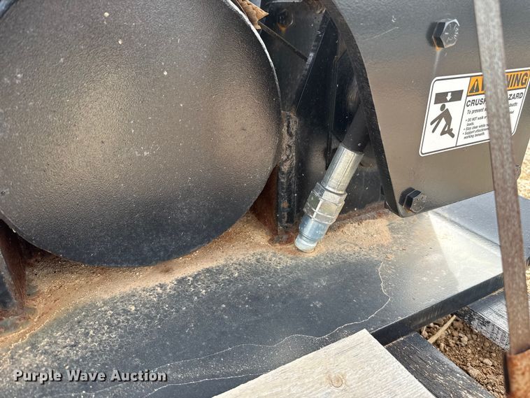 image for item EU5267 Kubota PC700 excavator plate compactor