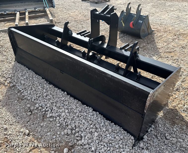 image for item EU5272 Cammond box blade