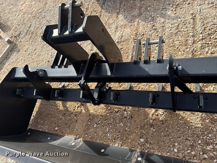 image for item EU5272 Cammond box blade