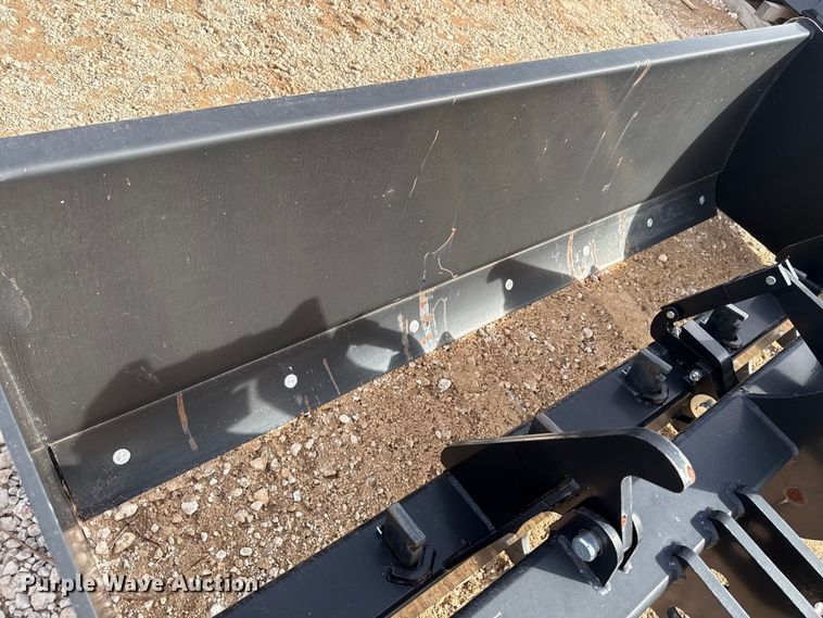 image for item EU5272 Cammond box blade