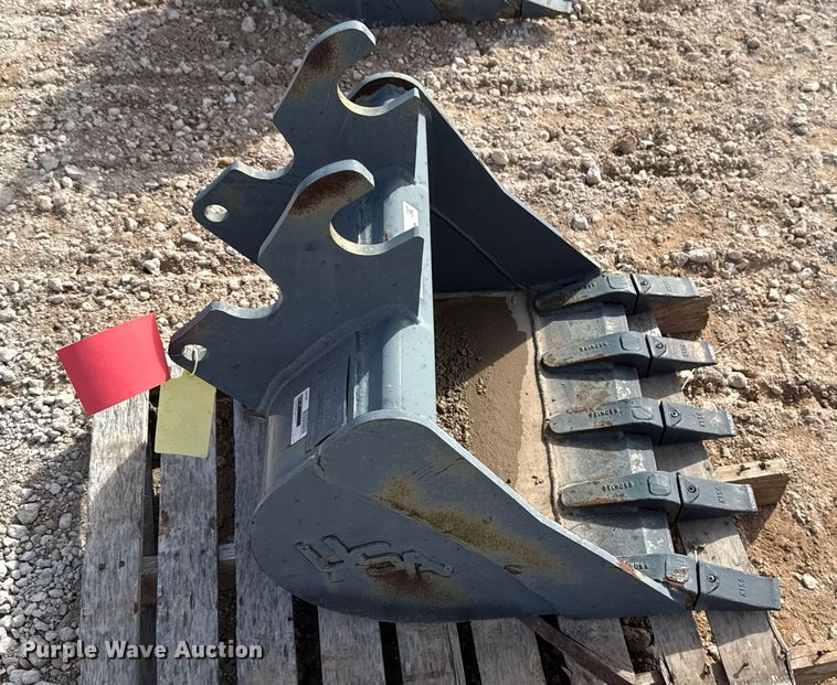 image for item EU5274 USA Attachments EB-624 excavator bucket