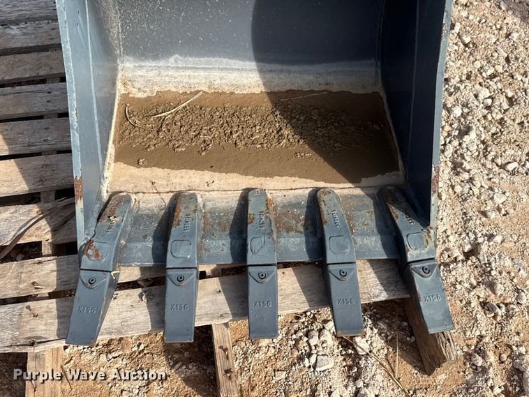 image for item EU5274 USA Attachments EB-624 excavator bucket