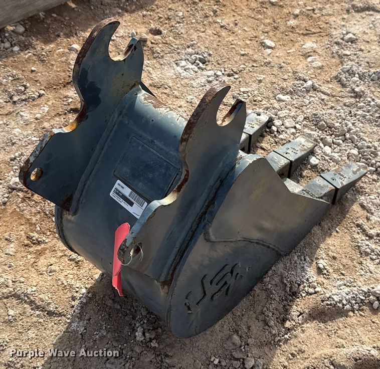 image for item EU5275 USA Attachments EB-512 excavator bucket