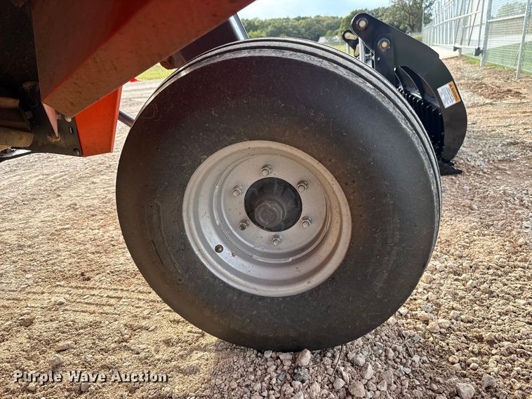 image for item EU5283 Kubota DMC8032R swather / windrower