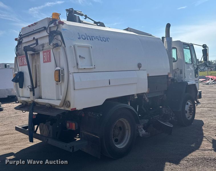 image for item EU6137 2006 Freightliner FC80 street sweeper truck