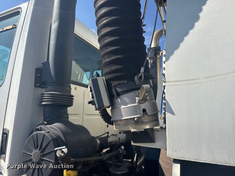 image for item EU6137 2006 Freightliner FC80 street sweeper truck