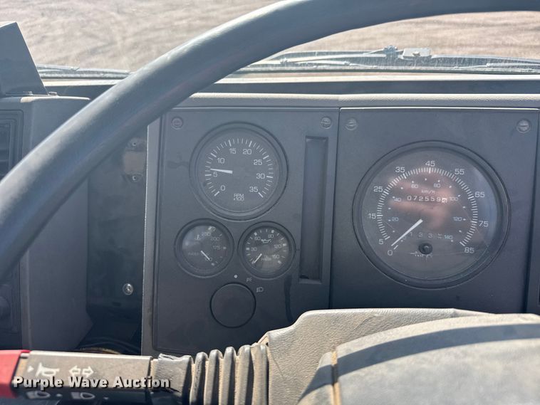 image for item EU6137 2006 Freightliner FC80 street sweeper truck