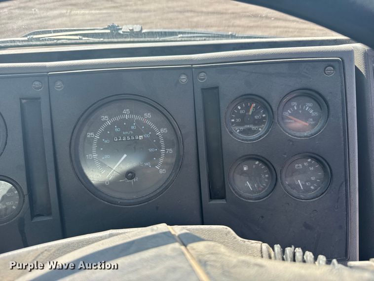 image for item EU6137 2006 Freightliner FC80 street sweeper truck