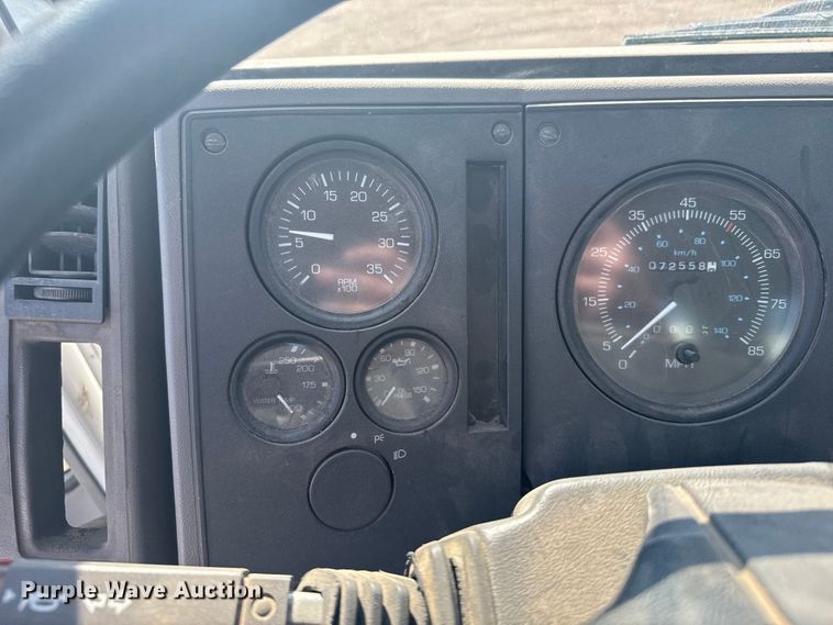 image for item EU6137 2006 Freightliner FC80 street sweeper truck