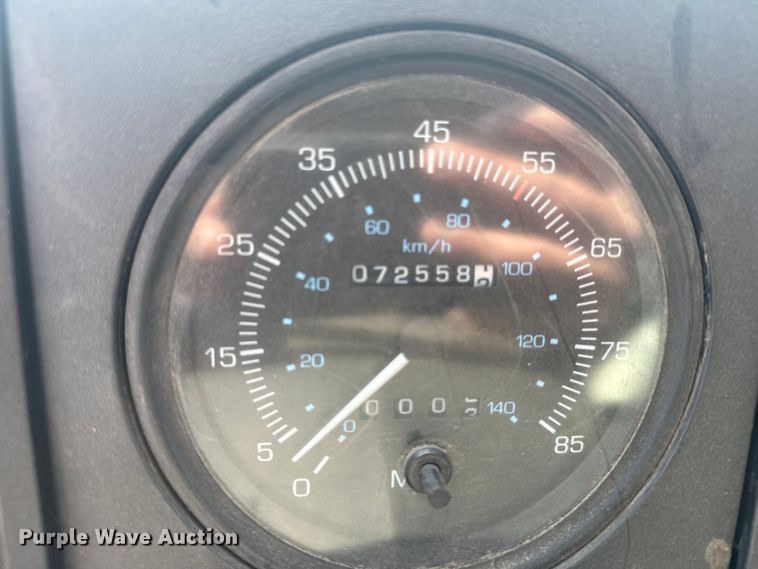 image for item EU6137 2006 Freightliner FC80 street sweeper truck