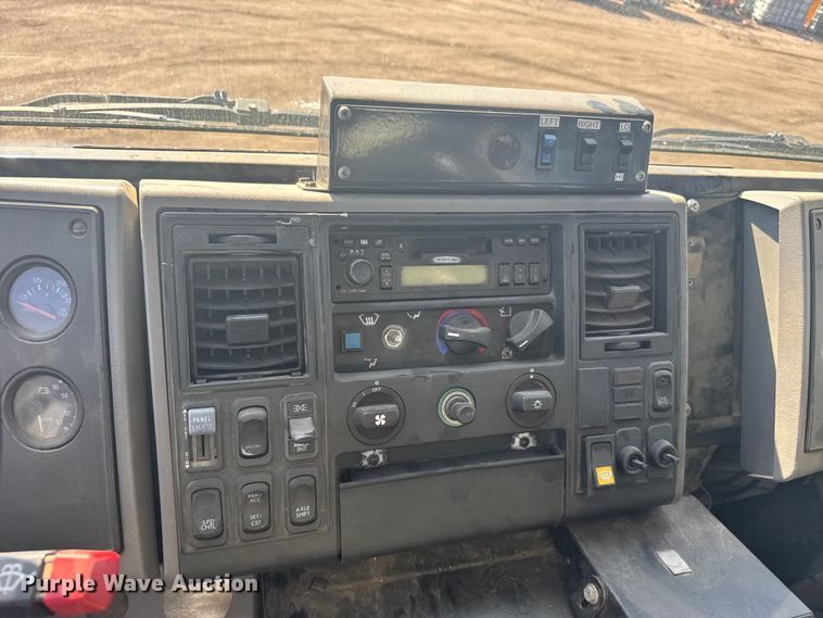 image for item EU6137 2006 Freightliner FC80 street sweeper truck