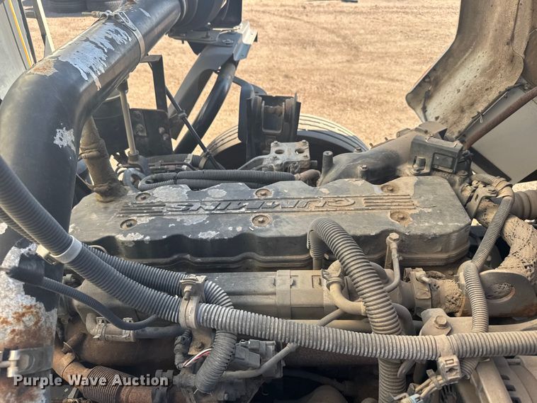 image for item EU6137 2006 Freightliner FC80 street sweeper truck