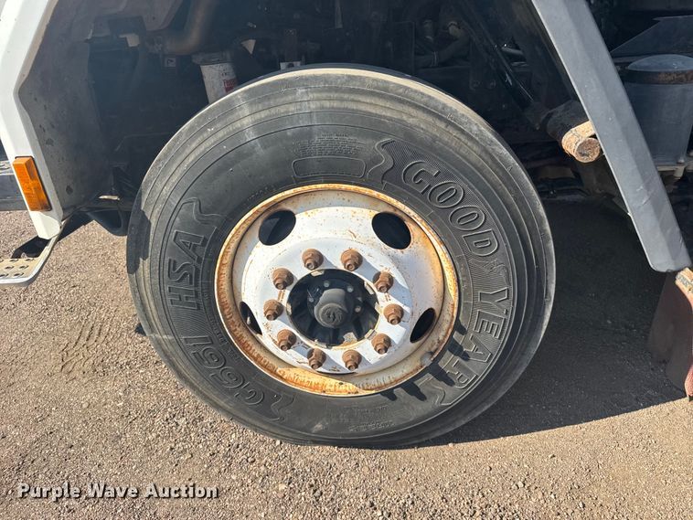 image for item EU6137 2006 Freightliner FC80 street sweeper truck