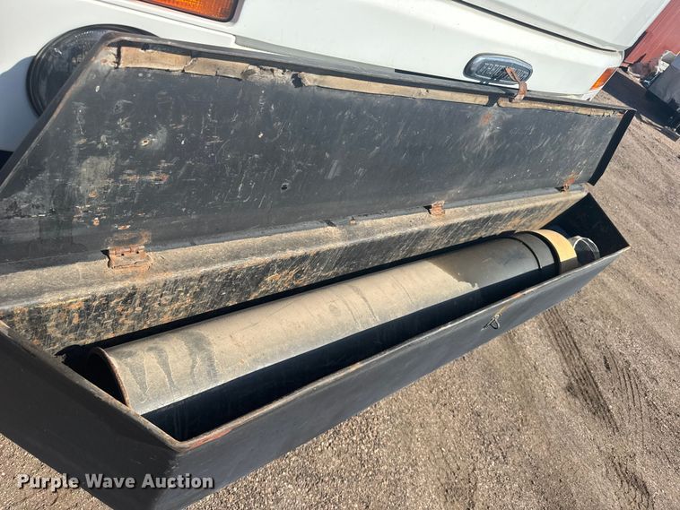 image for item EU6137 2006 Freightliner FC80 street sweeper truck