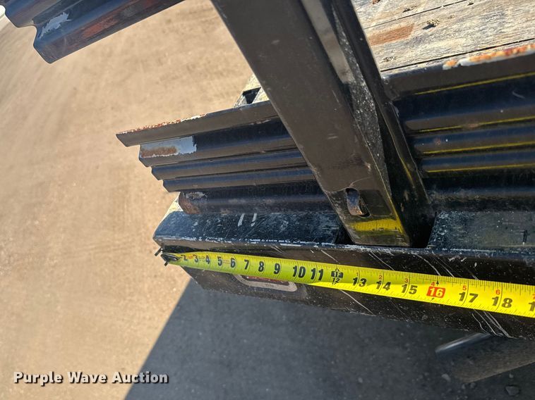 image for item EU6138 2016 Ford F350 Super Duty XL SuperCab utility bed pickup truck