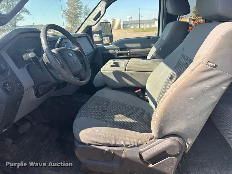 image for item EU6138 2016 Ford F350 Super Duty XL SuperCab utility bed pickup truck