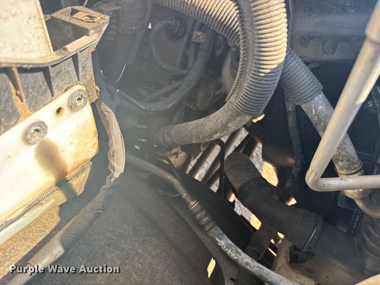 image for item EU6138 2016 Ford F350 Super Duty XL SuperCab utility bed pickup truck