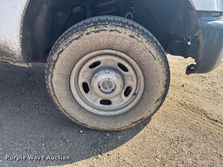 image for item EU6138 2016 Ford F350 Super Duty XL SuperCab utility bed pickup truck