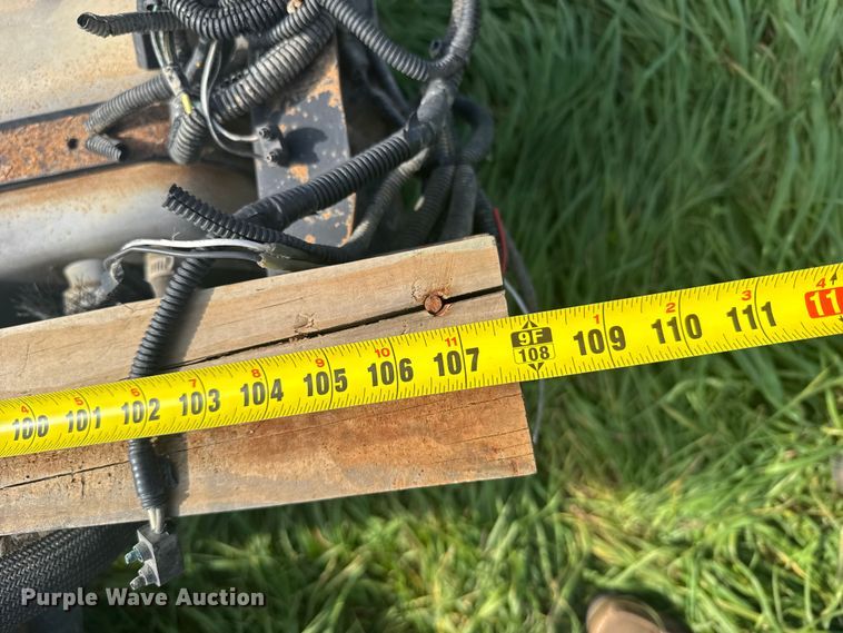 image for item EU6140 2012 Ford F350 Super Duty XL Crew Cab pickup truck cab and chassis