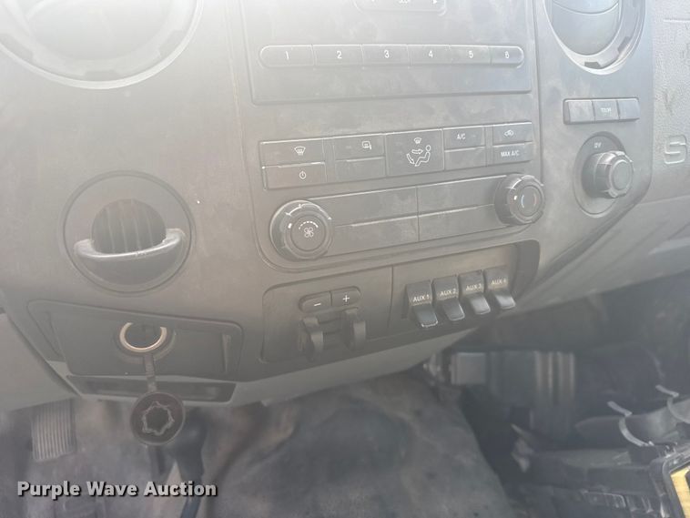 image for item EU6140 2012 Ford F350 Super Duty XL Crew Cab pickup truck cab and chassis