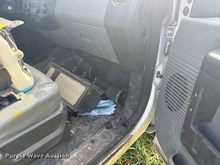 image for item EU6140 2012 Ford F350 Super Duty XL Crew Cab pickup truck cab and chassis