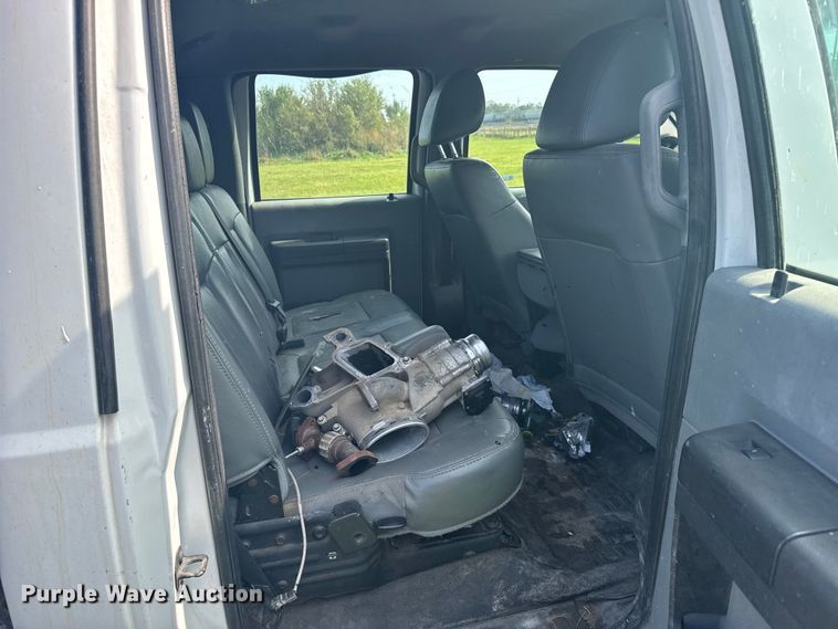 image for item EU6140 2012 Ford F350 Super Duty XL Crew Cab pickup truck cab and chassis