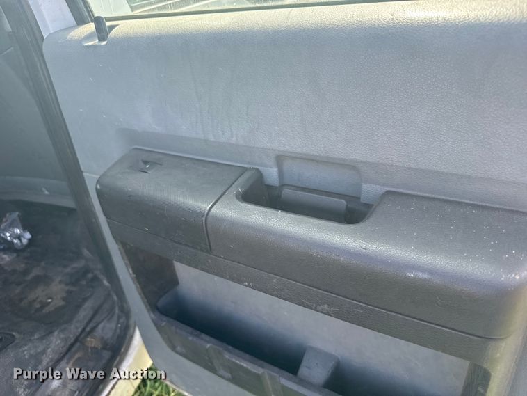 image for item EU6140 2012 Ford F350 Super Duty XL Crew Cab pickup truck cab and chassis